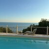 https://cdn-ostrovok-ru-ion.test.edgekey.net/t/100x100/hotel_review/cf/f7/cff7eeaf75901c54b00f71181f012d6dabb65a37.JPEG