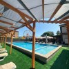https://cdn-ostrovok-ru-ion.test.edgekey.net/t/100x100/hotel_review/da/2a/da2a340237746703be85c81f08481c78ac5f3dbd.JPEG