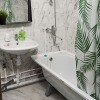 https://cdn-ostrovok-ru-ion.test.edgekey.net/t/100x100/hotel_review/db/5c/db5ca0303137640bf7ebda81706d276aed3205ff.jpeg