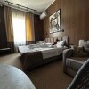 https://cdn-ostrovok-ru-ion.test.edgekey.net/t/100x100/hotel_review/e1/0d/e10dbab45ad6bde495246e2c792f299c852e6f83.JPEG