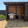 https://cdn-ostrovok-ru-ion.test.edgekey.net/t/100x100/hotel_review/e2/58/e25873a5ee4b213100de6853a74ae919bdead94b.JPEG