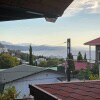 https://cdn-ostrovok-ru-ion.test.edgekey.net/t/100x100/hotel_review/e3/53/e353e8f729531647a8a6862ac62af8f371340747.JPEG
