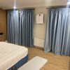 https://cdn-ostrovok-ru-ion.test.edgekey.net/t/100x100/hotel_review/ed/e1/ede16d469199a2e74841f46b26a0dee3b02d66c7.JPEG