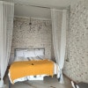 https://cdn-ostrovok-ru-ion.test.edgekey.net/t/100x100/hotel_review/ee/76/ee76a3d655d637a54bae3694a9582be4f7c67224.JPEG