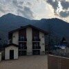 https://cdn-ostrovok-ru-ion.test.edgekey.net/t/100x100/hotel_review/f0/d0/f0d0d06075681f1a5cdf3613576298944f50bac6.jpeg