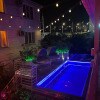 https://cdn-ostrovok-ru-ion.test.edgekey.net/t/100x100/hotel_review/f6/c5/f6c5b256c69f27fe14f5d3bcaa49a83a8966673f.JPEG