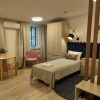 https://cdn-ostrovok-ru-ion.test.edgekey.net/t/100x100/hotel_review/f9/cf/f9cfaa675bbe90c4765413ece288f730c4837c38.JPEG