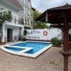 https://cdn-ostrovok-ru-ion.test.edgekey.net/t/100x100/hotel_review/fb/25/fb2579ec421d78043558e9eca83871cfad5474a2.jpeg
