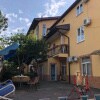 https://cdn-ostrovok-ru-ion.test.edgekey.net/t/100x100/hotel_review/fc/ba/fcba7f14b2f2d0ec01c9873a972f77385a60b3b5.jpeg