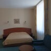 https://cdn-ostrovok-ru-ion.test.edgekey.net/t/100x100/hotel_review/fe/12/fe1211c264f91a0c2fe4d01f331d4f10d2c0b610.JPEG