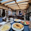 https://cdn-ostrovok-ru-ion.test.edgekey.net/t/100x100/hotel_review/zz/14/ad144ad6a4ac6aa13a73a31c96d56d38a145fd1e.JPEG