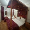 https://cdn-ostrovok-ru-ion.test.edgekey.net/t/100x100/hotel_review/zz/55/ad555e6c010a1952138cc1a72d2682438e1ecc95.JPEG