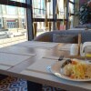 https://cdn-ostrovok-ru-ion.test.edgekey.net/t/100x100/hotel_review/zz/9d/ad9da135ba6c996553a7683a6da28e25a9be2e5f.JPEG