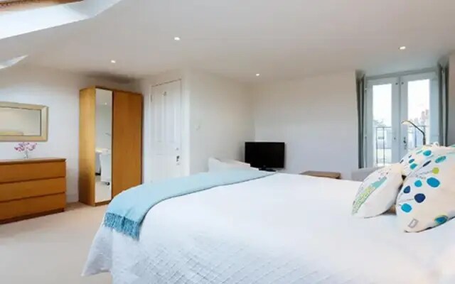 Veeve FamilyFriendly 4 Bed Home Ringmer Avenue Fulham