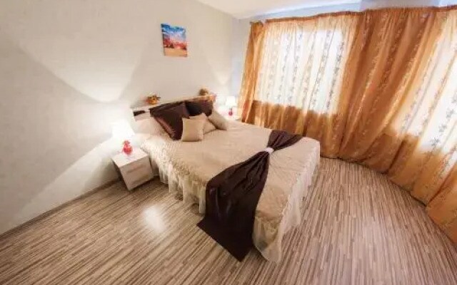 Home Hotel On Lenina 162