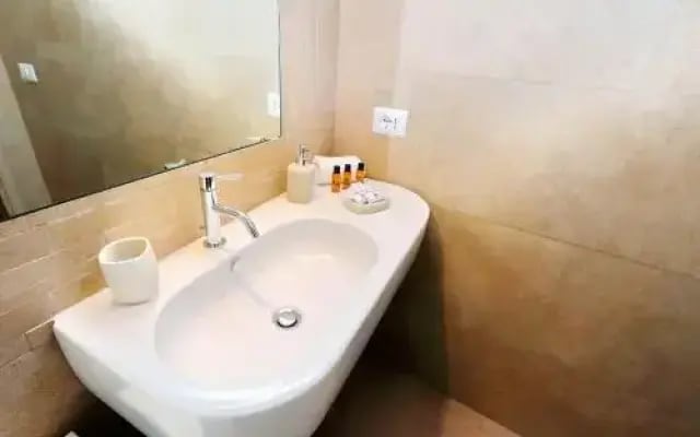 Colosseum Suite