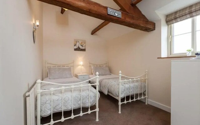 Thistledown House B&B