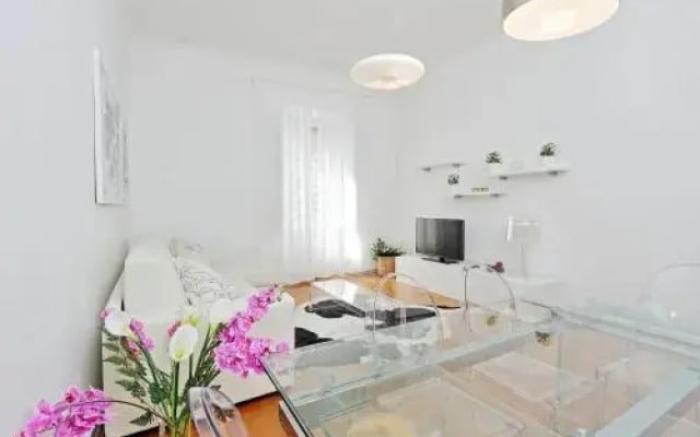 Cozy Domus My Extra Home
