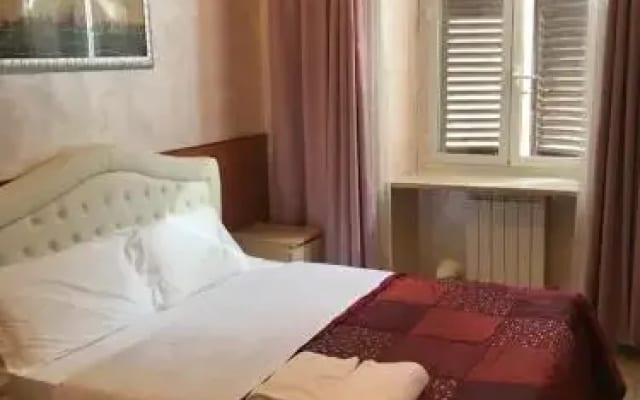Roma Palace Inn