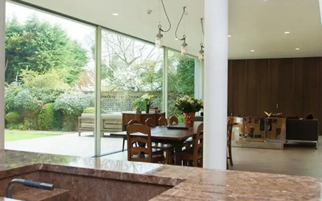 Veeve Magnificence in West London