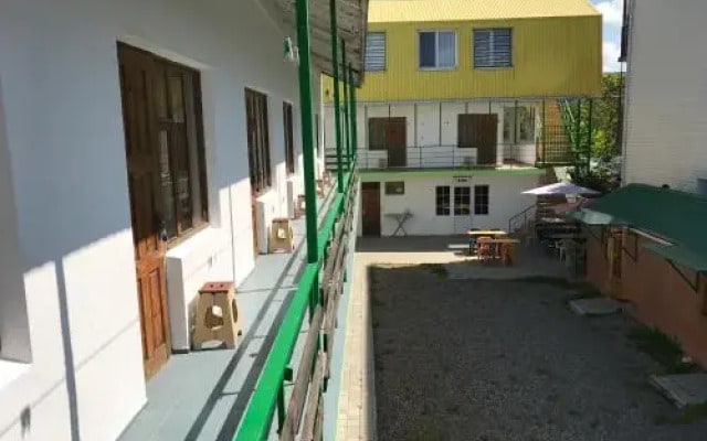 Avacha Na Dzhemete Guest house