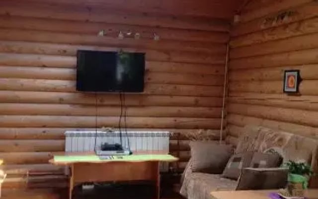 Domik na Berezovoy 6