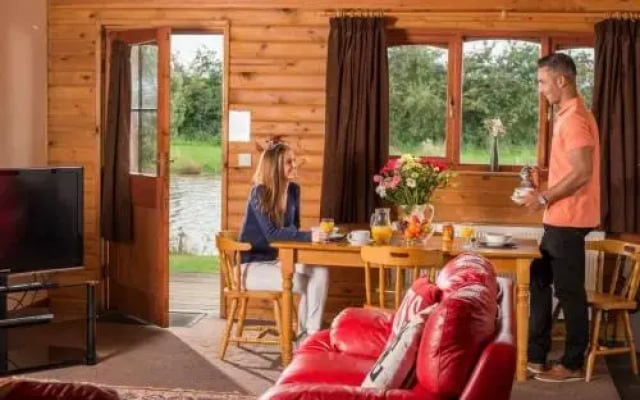 Willow Lodges