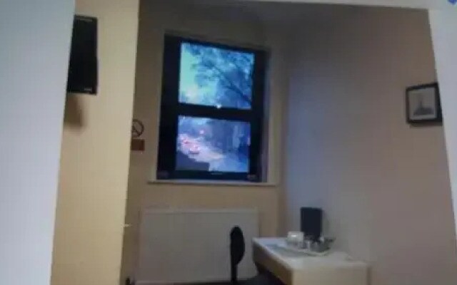The Kings Arms Hotel