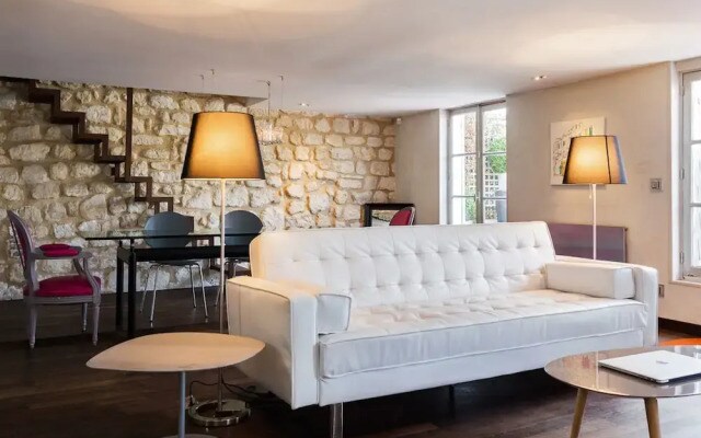 Penthouse Apartment - Champs Elysées