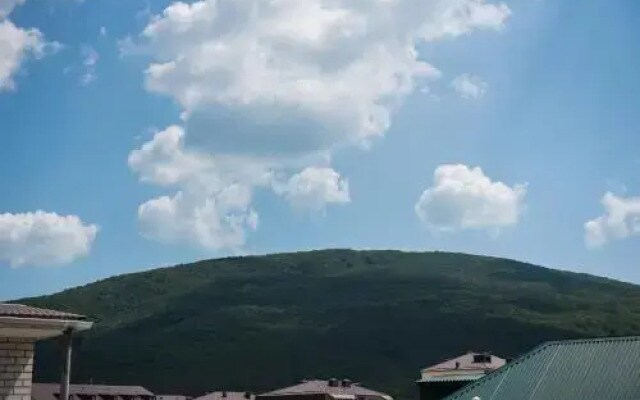 Guesthouse Sportivnaya 4a