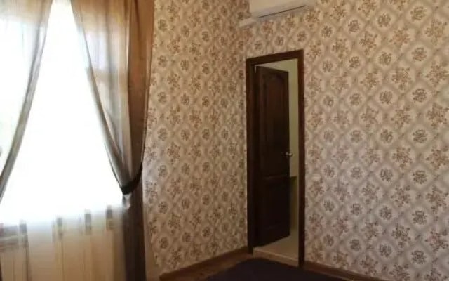 Irina Guest House