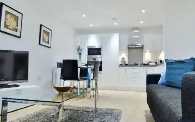 Homtel Vauxhall