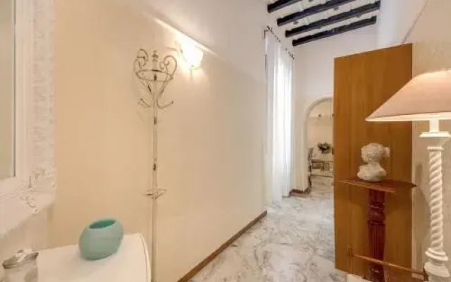Holiday-in Trevi