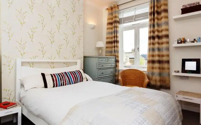 Veeve 2 Bed House On Leppoc Road Clapham