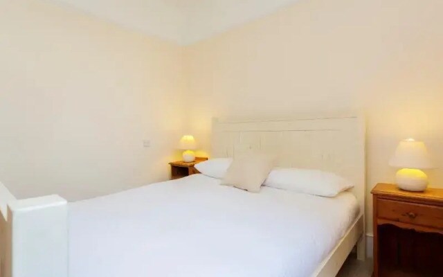 Veeve Flat Rostrevor Road Fulham