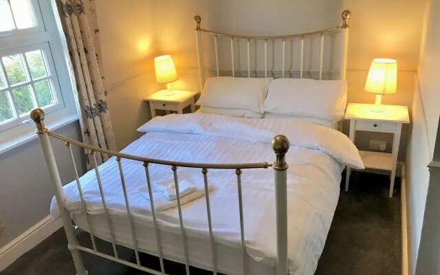 The Red Lion Hotel