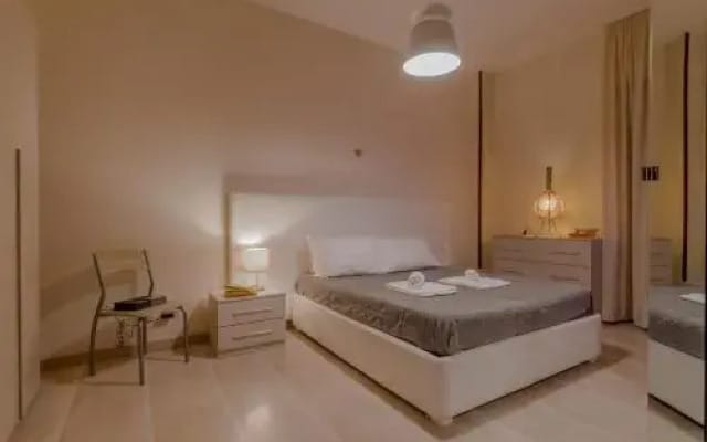 Aura Holiday House
