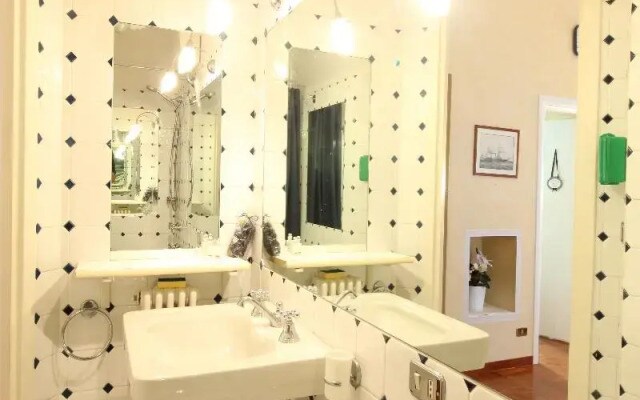 Mimi' - One Bedroom