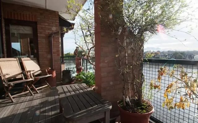 Veeve Penthouse Putney Bridge with River Views