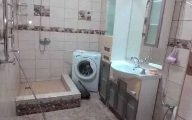 Apartment 8