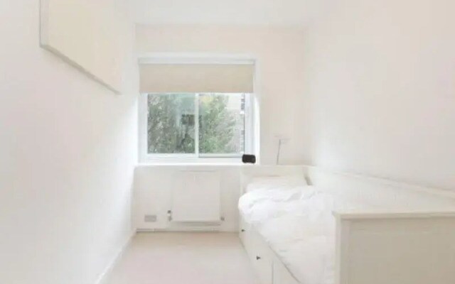 Veeve Three Bedroom House Marylebone