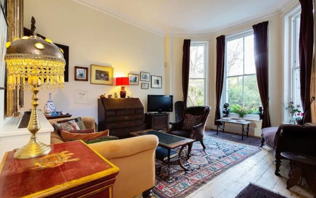 Veeve 2 Bed 2 Bath Garden Flat Stanley Crescent Notting Hill