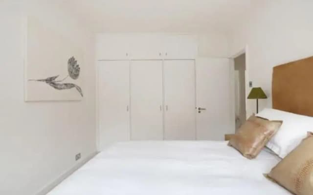 Veeve Three Bedroom House Marylebone