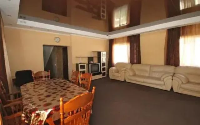 "Avantazh" Guest House