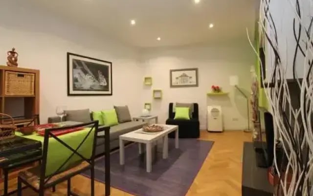 Apartamentos Dali Madrid