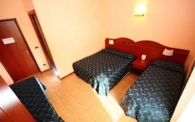 Termini Station Rooms 2