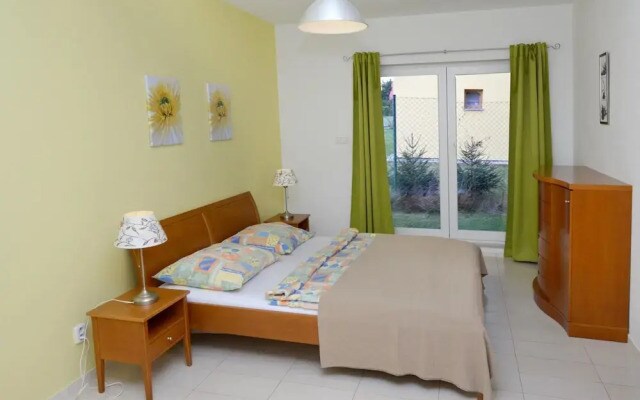Spacious holiday home with 7 bedrooms and pool in South Bohemia