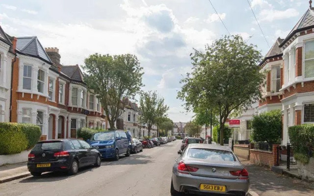 Veeve 2 Bed Maisonette Shandon Road Clapham
