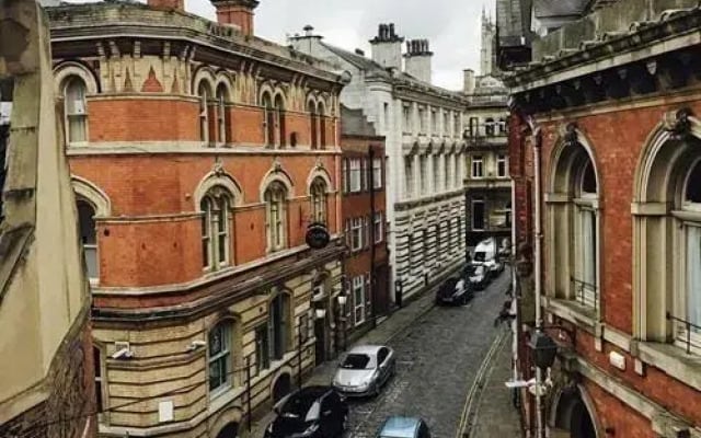 Wilston House - Old Town Penthouse