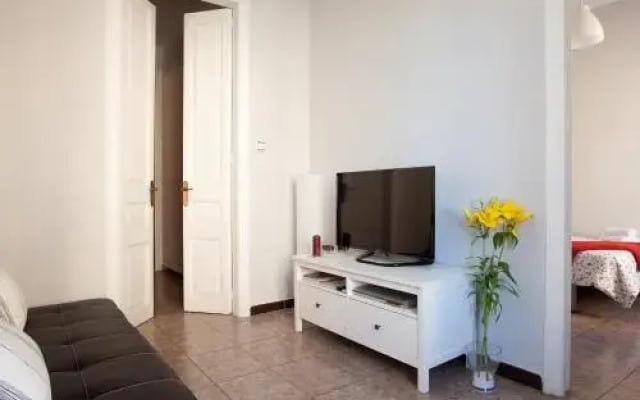 Whatching Sagrada Familia
